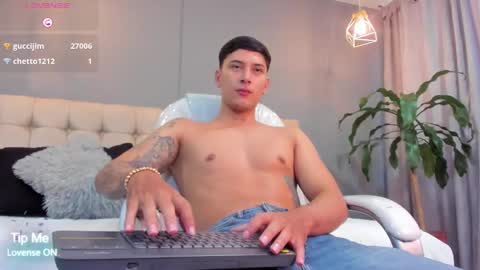 DAMIAN online show from 09-29-25, 02:11