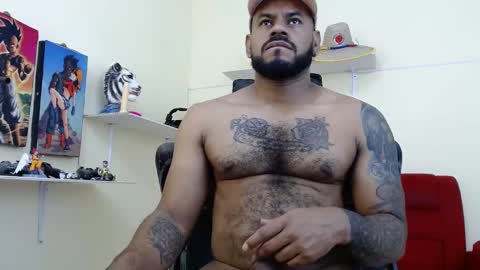 Snapshot of damian64436171 chatting on 10-26-25, 03:23 damian64436171 online show from 10-26-25, 03:23