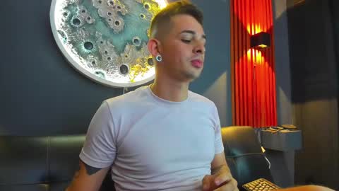 Damian Oliver online show from 12-02-24, 02:53