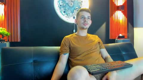 Damian Oliver online show from 01-17-25, 04:49