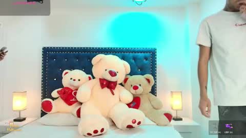 DAMIAN AND ROXANNE.  online show from 10-19-25, 12:28