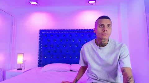 DAMIAN AND ROXANNE.  online show from 11-29-25, 01:03