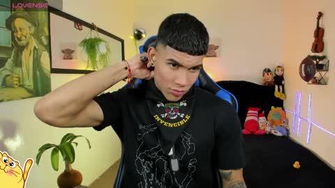 Damian online show from 03-26-26, 03:12