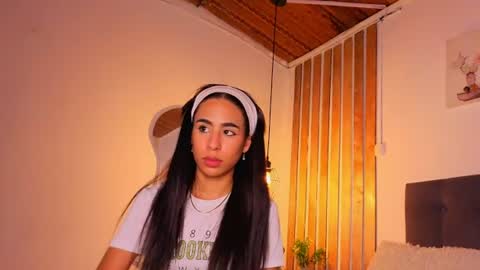 Snapshot of damian_n_lissa chatting on 06-24-26, 01:15 damian_n_lissa online show from 06-24-26, 01:15