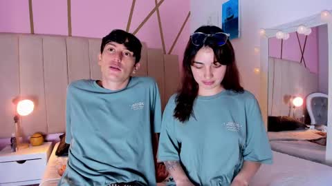 Snapshot of damian_n_maya chatting on 03-06-25, 12:00 Damian   Maya online show from 03-06-25, 12:00