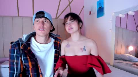 Snapshot of damian_n_maya chatting on 03-11-25, 12:44 Damian   Maya online show from 03-11-25, 12:44