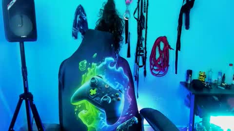 Snapshot of damian_torner chatting on 11-15-25, 10:56 Damian torner online show from 11-15-25, 10:56