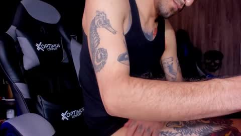 Snapshot of damiancox chatting on 02-24-25, 07:19 Daamiancox online show from 02-24-25, 07:19