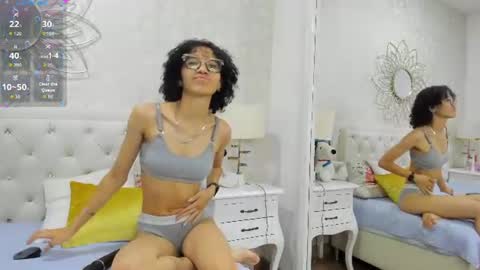 Snapshot of damianna_ chatting on 07-30-26, 12:15 Damiana online show from 07-30-26, 12:15