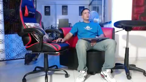 damyan_2003 online show from 12-25-24, 01:31