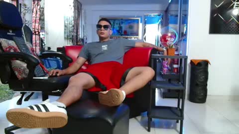 damyan_2003 online show from 10-07-25, 10:29