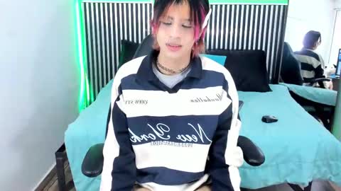 D A N online show from 09-10-25, 01:55