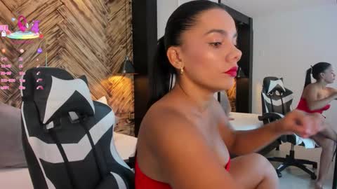 D A N A  online show from 02-10-26, 07:18