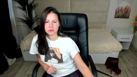 Dana Dom online show from 01-15-25, 02:49