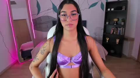 dana_paula online show from 11-20-25, 10:48