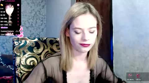 Snapshot of dana_smilex chatting on 12-21-25, 08:38 Dana SmileX online show from 12-21-25, 08:38