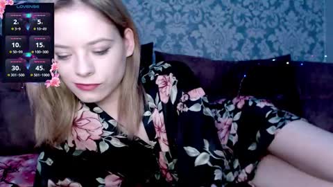 Snapshot of dana_smilex chatting on 01-08-26, 07:05 Dana SmileX online show from 01-08-26, 07:05