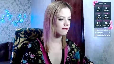 Snapshot of dana_smilex chatting on 01-13-26, 07:52 Dana SmileX online show from 01-13-26, 07:52