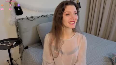 Snapshot of danaaddams chatting on 12-19-25, 09:33 danaaddams online show from 12-19-25, 09:33