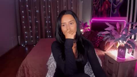 DanaMiers online show from 09-30-25, 05:23