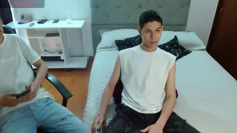 Snapshot of dandythomas chatting on 10-12-25, 06:29 DANDY THOMAS    angeloo 666 online show from 10-12-25, 06:29