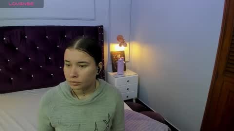 Snapshot of danee_19 chatting on 01-07-25, 10:54 Daniela online show from 01-07-25, 10:54