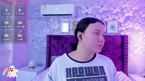 Snapshot of danee_19 chatting on 03-05-25, 10:55 Daniela online show from 03-05-25, 10:55