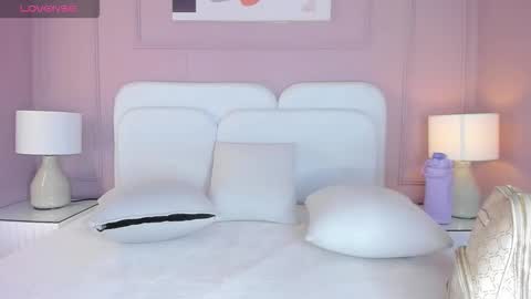 Daniela online show from 12-23-25, 10:46