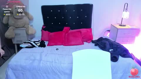 Snapshot of danevagw chatting on 01-03-25, 08:01 danevagw online show from 01-03-25, 08:01