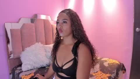 Danfne Torres online show from 11-10-25, 12:15