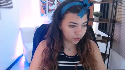 Snapshot of dangel_noir6 chatting on 09-09-25, 11:54 Veronica online show from 09-09-25, 11:54