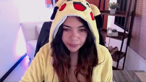 Snapshot of dangel_noir6 chatting on 09-16-25, 11:55 Veronica online show from 09-16-25, 11:55