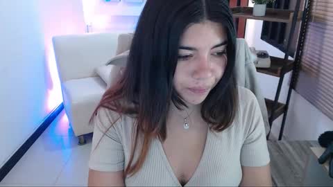 Snapshot of dangel_noir6 chatting on 09-20-25, 11:55 Veronica online show from 09-20-25, 11:55