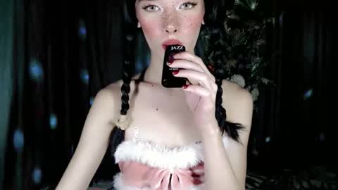 Snapshot of dangerouscock69_nica chatting on 01-16-26, 04:00 Nica online show from 01-16-26, 04:00