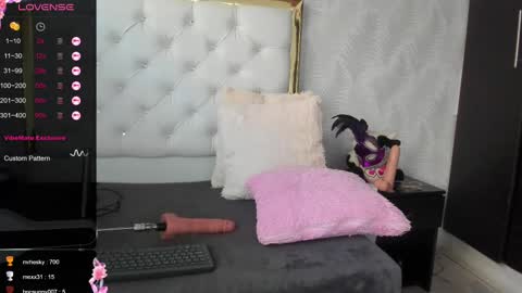 Snapshot of dani_ary chatting on 02-10-25, 09:15 DANI online show from 02-10-25, 09:15