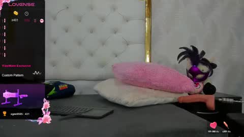 Snapshot of dani_ary chatting on 03-04-25, 05:45 DANI online show from 03-04-25, 05:45