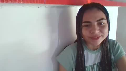 Snapshot of dani_cesar2 chatting on 02-14-26, 01:30 dani_cesar2 online show from 02-14-26, 01:30