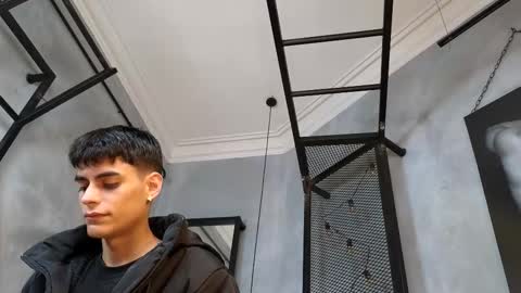 Snapshot of dani_mc chatting on 12-15-25, 11:36 dani_mc online show from 12-15-25, 11:36