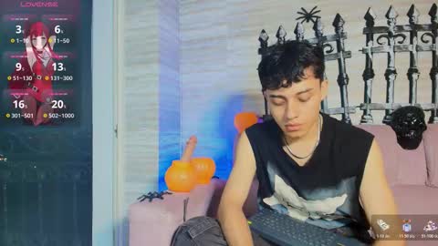 Daniel online show from 10-22-25, 03:07