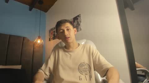 Snapshot of dani_swagger chatting on 02-09-26, 07:29 Thiago online show from 02-09-26, 07:29