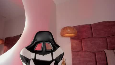   online show from 02-04-26, 02:50