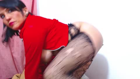 Dania online show from 11-24-25, 05:40