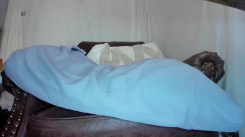 Snapshot of danidollxxx chatting on 12-27-24, 02:47 danidollxxx online show from 12-27-24, 02:47