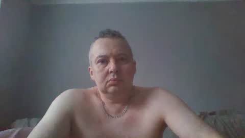 Snapshot of daniel0028 chatting on 12-22-24, 11:54 dan online show from 12-22-24, 11:54