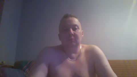 Snapshot of daniel0028 chatting on 03-10-25, 02:50 dan online show from 03-10-25, 02:50