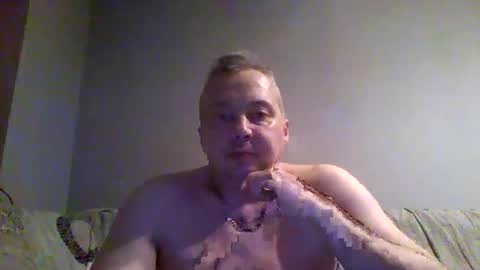 Snapshot of daniel0028 chatting on 10-05-25, 04:49 dan online show from 10-05-25, 04:49