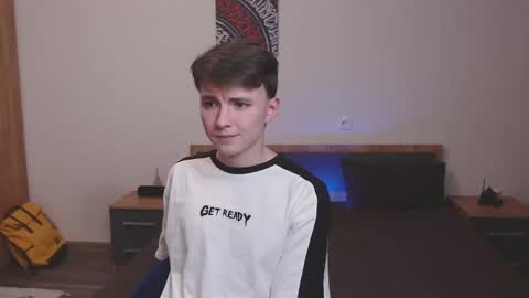 Snapshot of daniel_isaak chatting on 02-20-25, 06:46 Daniel Jerry online show from 02-20-25, 06:46