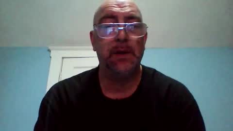 Daniel online show from 10-23-25, 01:10