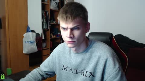 Snapshot of daniel_padalecki chatting on 12-05-24, 08:22 Daniel online show from 12-05-24, 08:22