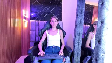 Daniela online show from 12-14-24, 06:20